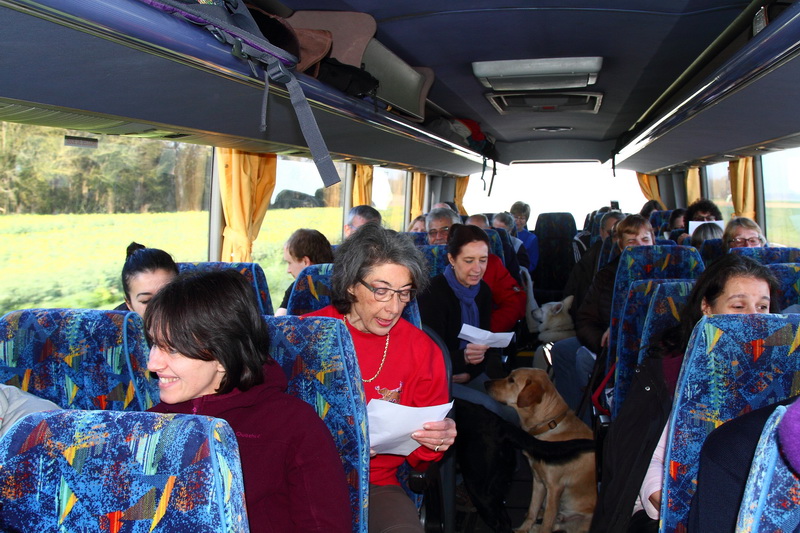 On chante dans le car